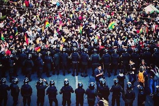 Manifestaciones en La Paz, Bolivia, tras denuncias de fraude electoral. (Paulo Fabre [CC BY-SA 4.0]).