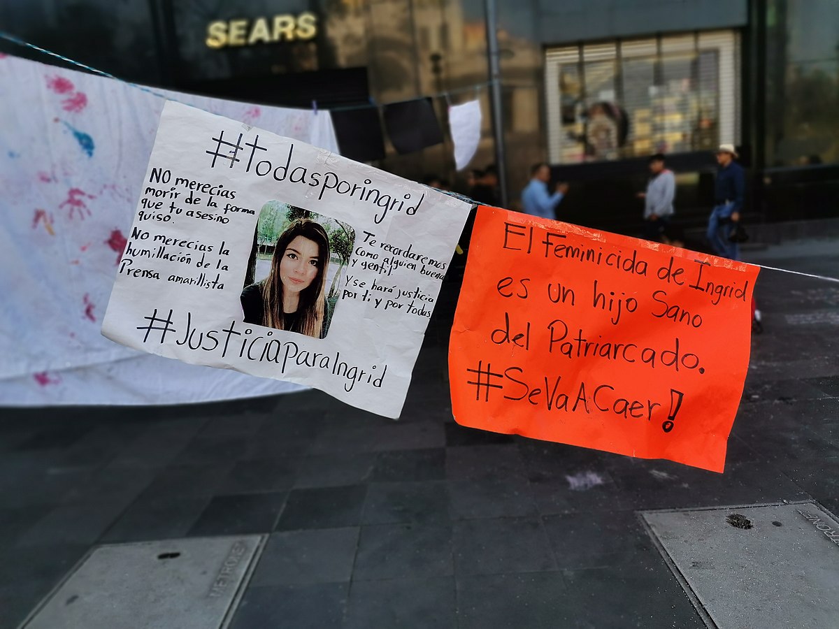 Posters protesting the feminicide of Ingrid Escamilla