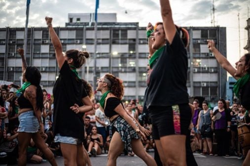 Marcha por el 8M en Paraná, Entre Ríos, Argentina - Justicia por Fátima Acevedo (Paula Kindsvater / CC BY-SA (https://creativecommons.org/licenses/by-sa/4.0))