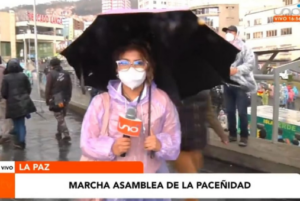 Ariana Antenaza (Red Uno, Bolívia): antes do ataque, a chuva era a grande preocupação. Foto: reprodução