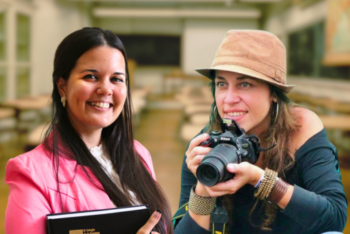 Cuban journalist Loraine Morales and Colombian journalist Andrea Aldana over a blurry background of a university classroom.