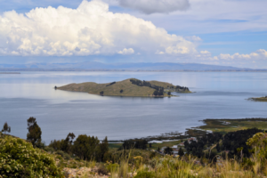 island in the middle of Lake Titicaca