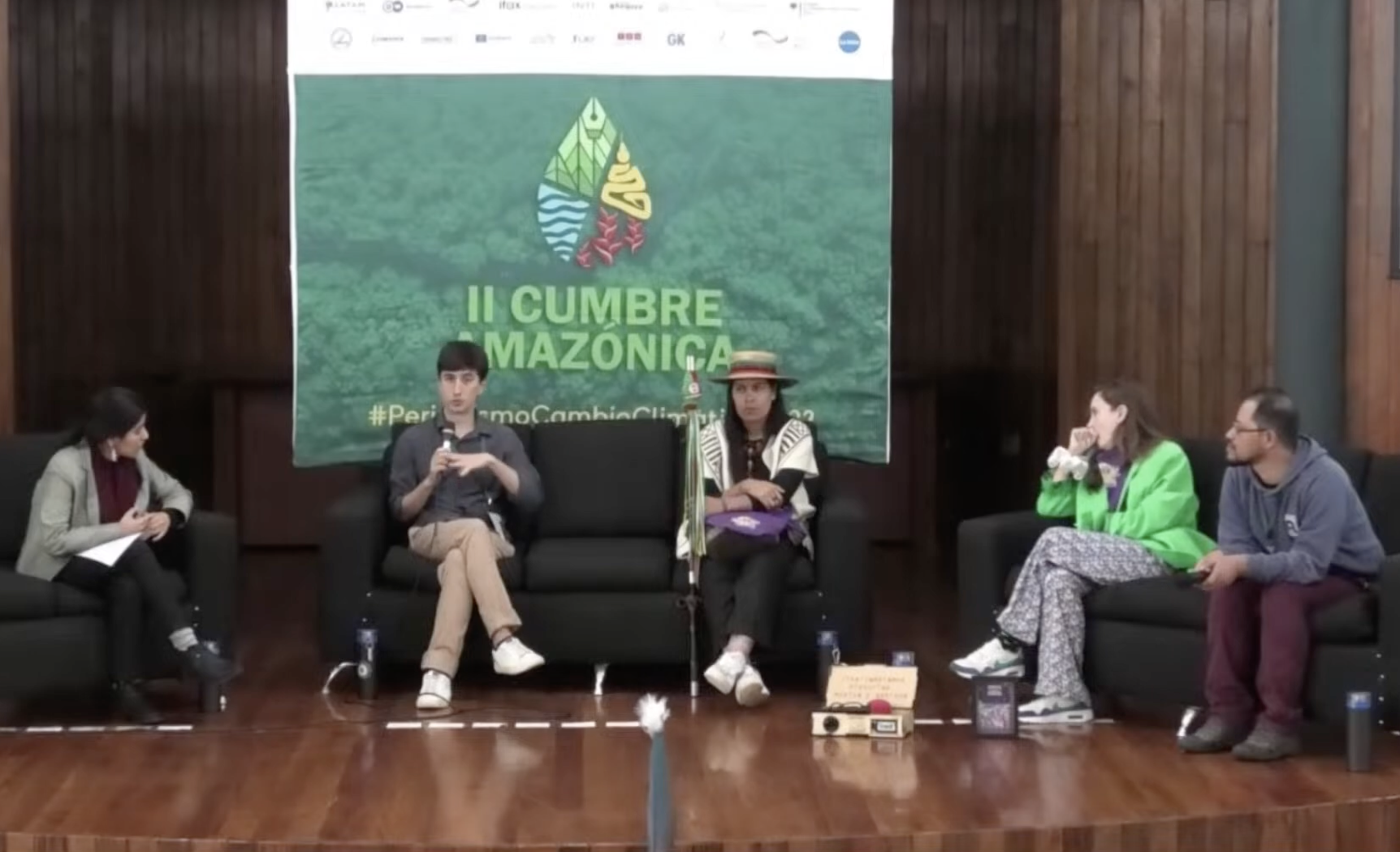 Internews Program Officer Clara, InfoAmazonia executive director Stefano Wrobleski, Indigenous leader Daniela Soto Pito, Internews program coordinator for South America Nathaly Espitia, and Asimtría web developer Marco Valdivia discuss during a panel at the II Amazon Summit on Journalism and Climate Change, in Ecuador.
