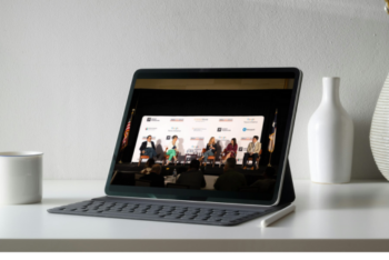 ISOJ panel streaming on laptop