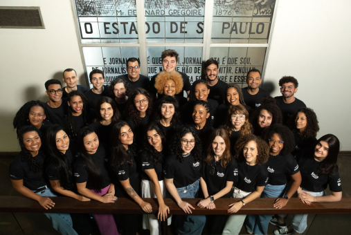 The trainees of the 33th class of Estadão's trainee program