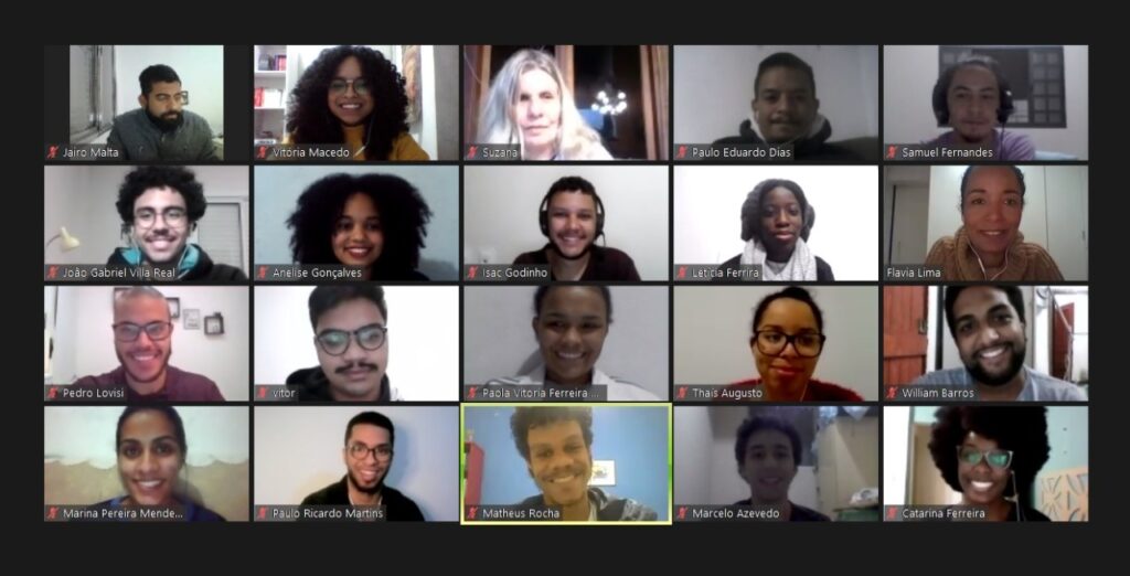 Screenshot shows the online class of Folha's trainees in 2021