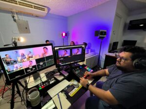 The team of El Salvador independent media outlet Gato Encerrado work during the recording of a video production. (Photo: Courtesy Gato Encerrado)