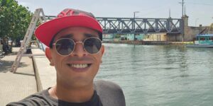 Adelth Bonne, a journalist who makes live videos for Cubanet
